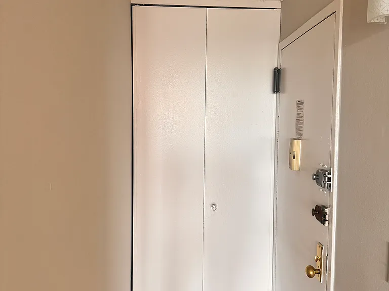 14016 34th Ave #1113A — Photo 7