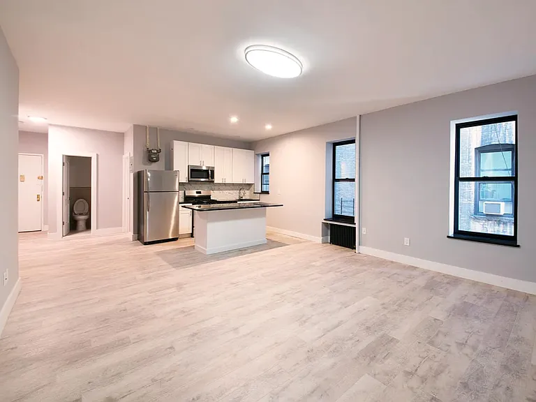 100 W 139th St #15 — Photo 1