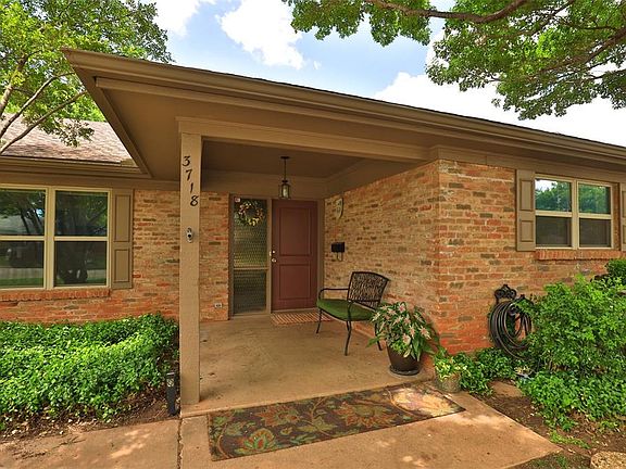 2nd image of 3718 Ligustrum Dr