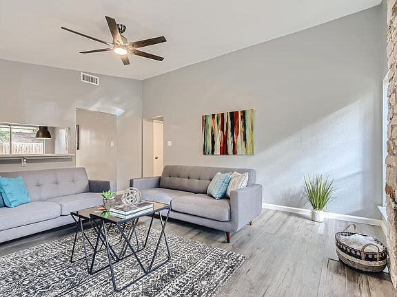 3rd image of 10401 Burmaster Ln #B