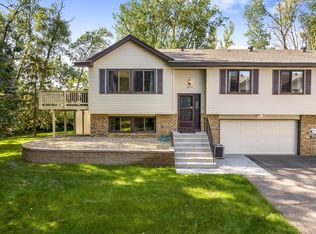 874 Sherwood Rd, Shoreview, MN 55126