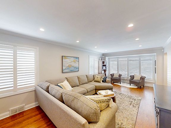 5th image of 2113 N 74th Ave