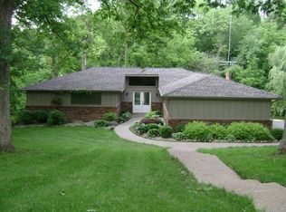 10480 N Point Rd, Tremont, IL 61568