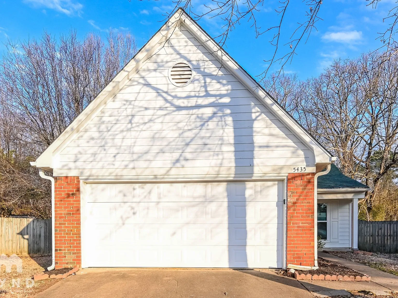 3 bed, 2.0 bath, 1380 sqft, $1,795 — Photo 1