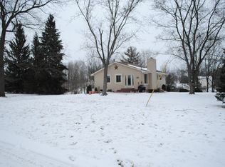 5151 Center Rd, Linden, MI 48451