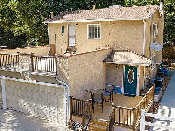 3rd image of 15609 Spunky Canyon Rd