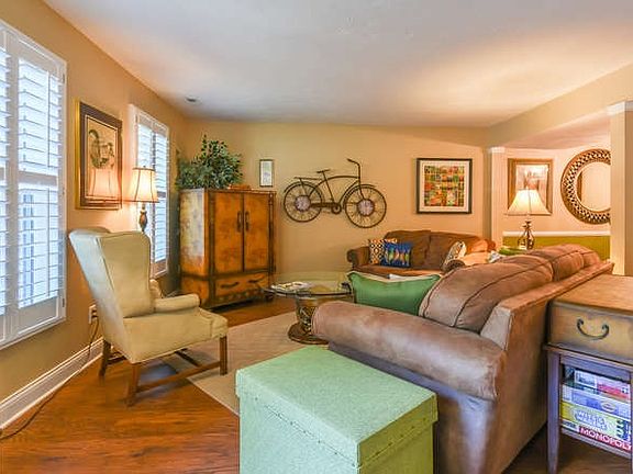 4th image of 2656 E Covenanter Ct