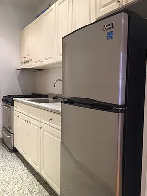 Rented by The MJS Group NY LLC | media 32