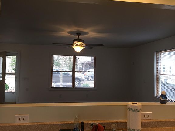 5th image of 539 Vine St