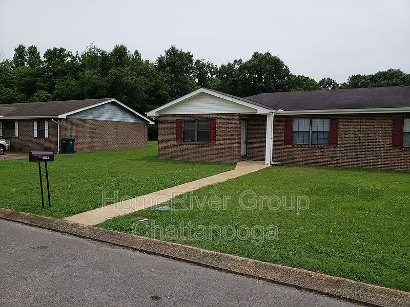1st image of 5100 N Moore Ln Unit B