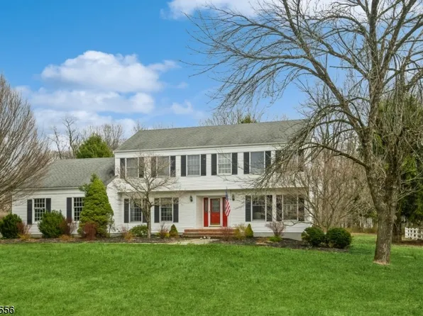 89 W Springtown Rd, Washington Twp., NJ 07853