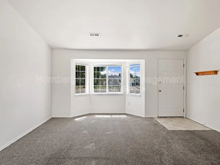 12714 W 9th Ave — Photo 9