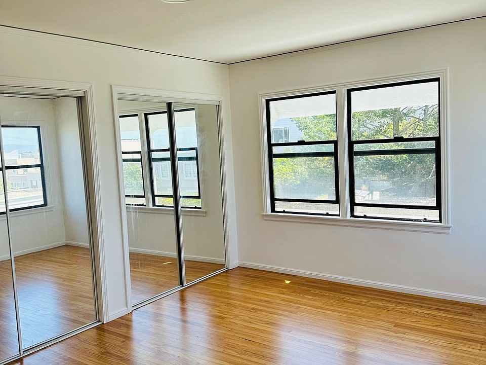 1st image of 1465 31st Ave
