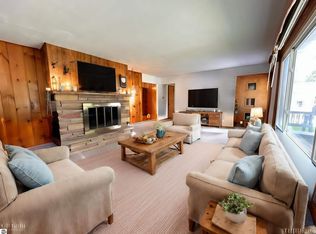 4275 W Mill Rd, Grawn, MI 49637