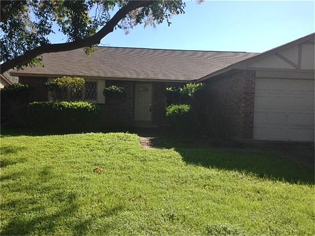 1st image of 703 Fawnwood Dr