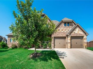 1001 Newington Cir, Forney, TX 75126