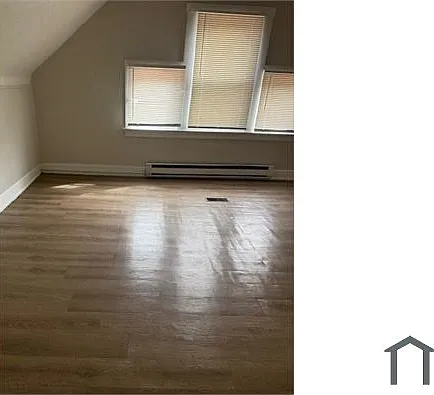 781 Woodlawn Ave — Photo 7