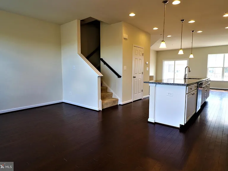 6303 Posey — Photo 7