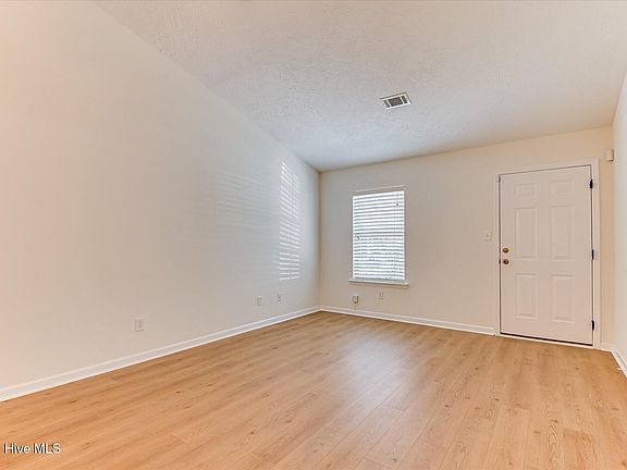 5th image of 507 Edgecliff Lane