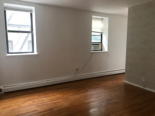 Rented by Sandra Ospina, Licensed Real Estate Broker | media 23