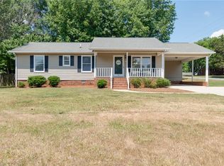 200 Meredith Dr, Trinity, NC 27370