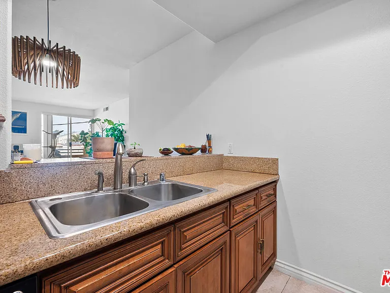 1200 S Corning St #201 — Photo 2