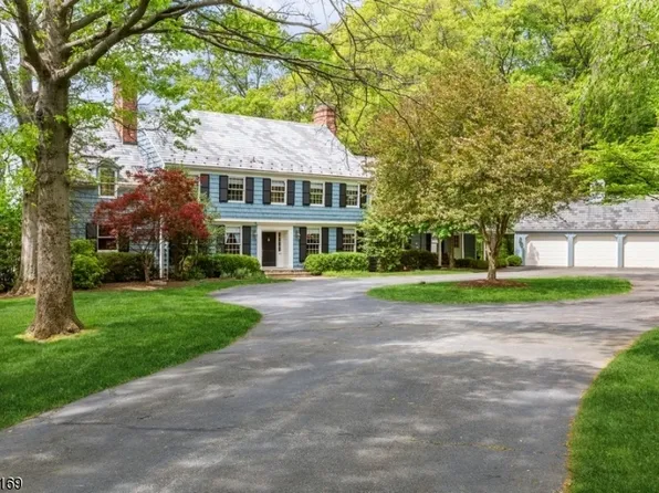 4 Green Hills Rd, Mendham Twp., NJ 07945