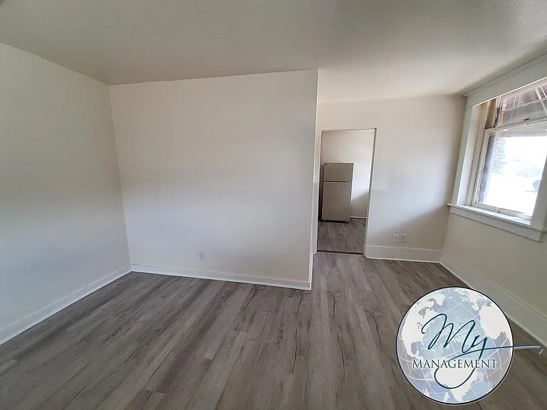 242 Washington St — Photo 29