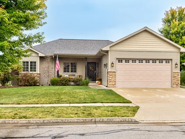 1421 Jacobson Dr, Story City, IA 50248