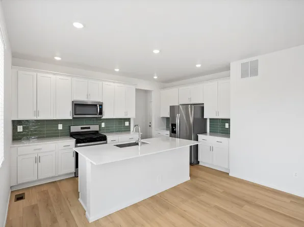 10046 Hartwood Dr, Peyton, CO 80831