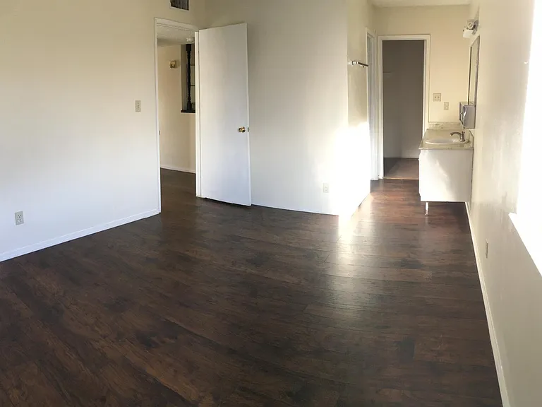 831 N Norma St — Photo 4