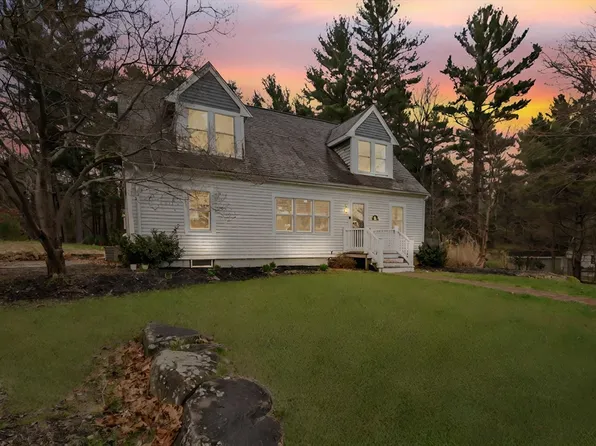 303 Lake Shore Dr, Duxbury, MA 02332