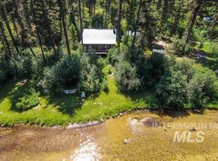 6 Thunderbolt Rd, Garden Valley, ID 83622