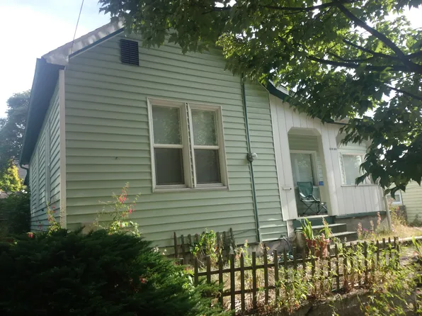 109 NW 39th St, Seattle, WA 98107