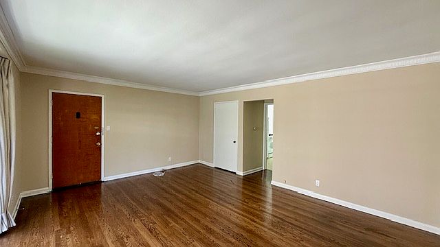 Main Living Space w/ Hardwood Floors