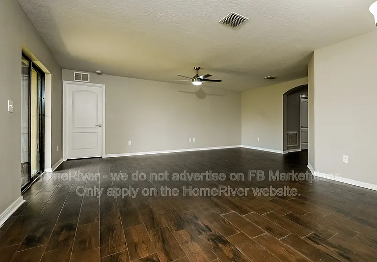 909 Wynnmere Walk Ave — Photo 2
