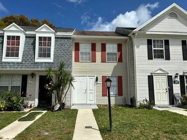317 Georgian Park Dr, Jupiter, FL 33458