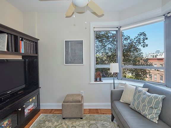 3rd image of 130 8th Ave APT 5C