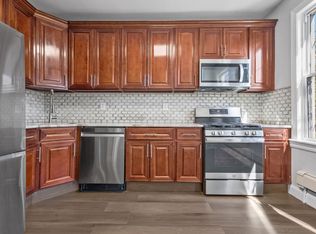 126 Wade St #1, Jersey City, NJ 07305