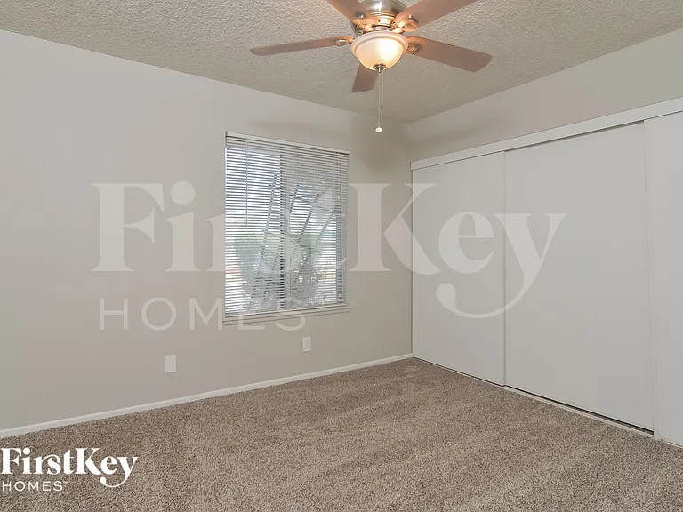 4071 Oakhill Ave — Photo 12