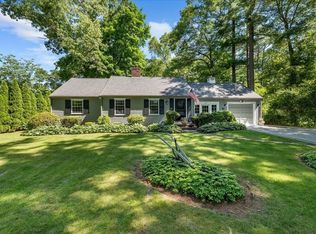 25 Farm Hills Ln, Hingham, MA 02043