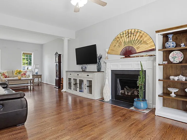 2288 Thomas Kenney Dr — Photo 4