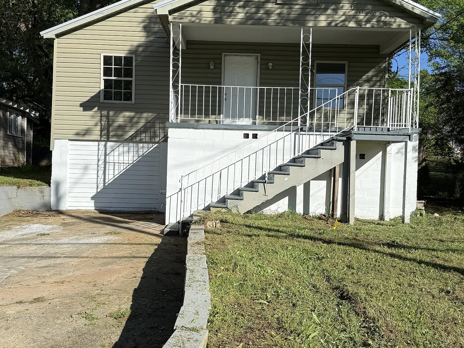 923 Woodward Road - 1 — Photo 1