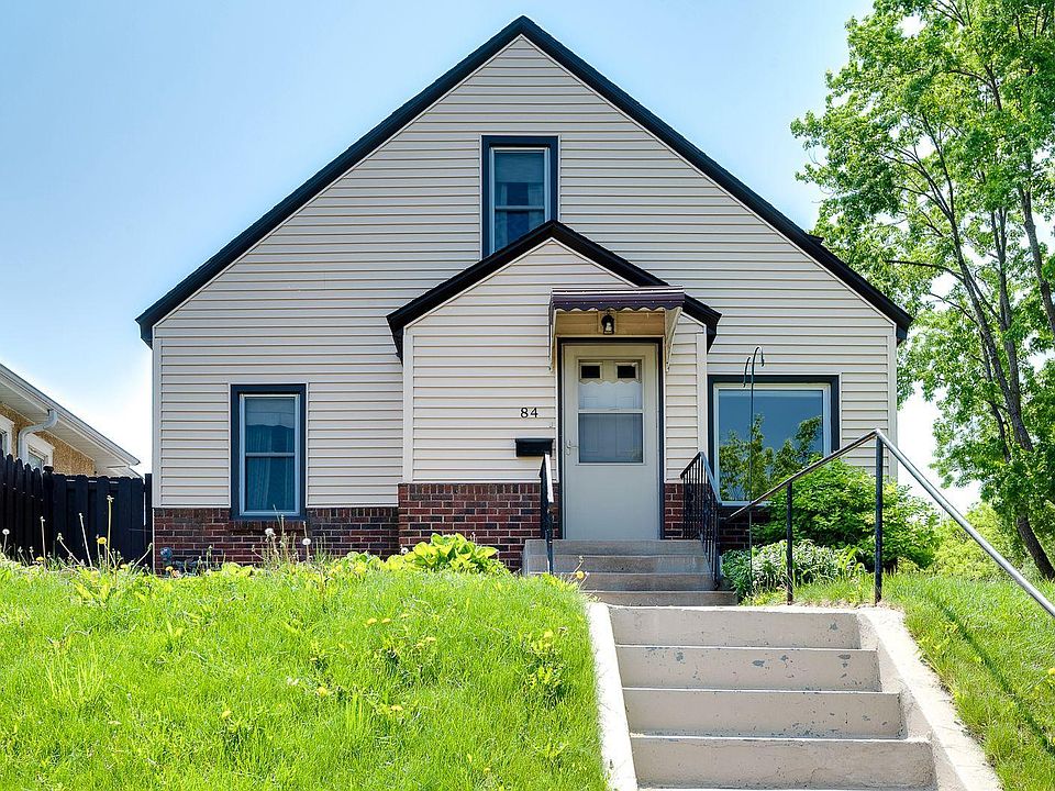 1st image of 84 Rose Ave W