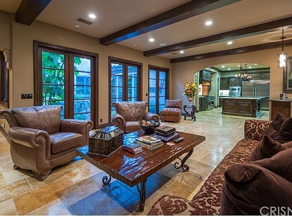 4th image of 4244 Hunt Club Ln