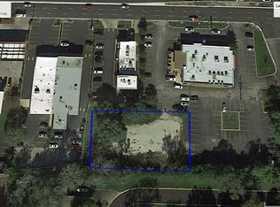 17W525 Roosevelt Rd, Oakbrook Terrace, IL 60181