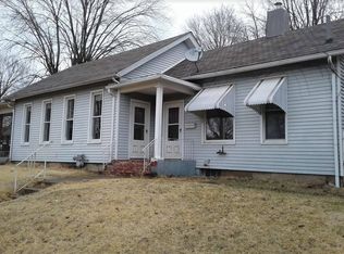 704 7th St, La Salle, IL