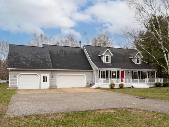 768 W Broomfield Rd, Mount Pleasant, MI 48858