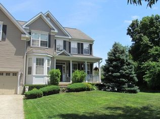 9 Crestview Ct, Bordentown, NJ 08505