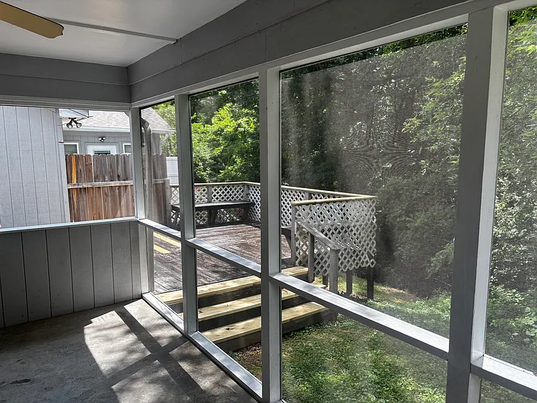 2017 Locarno Dr — Photo 29